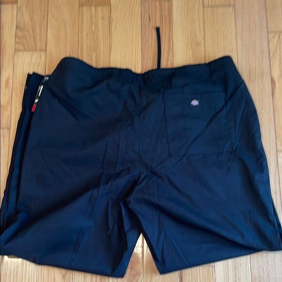 Dickies Unisex Medical Scrubs Black Joggers - Picture 7 of 7